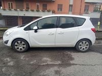 Usata Opel Meriva S 101 CV (74 kW) 2012 Bianco Monovolume