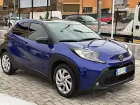 Usata Toyota Aygo X 72 CV (52 kW) 2022 Blu SUV