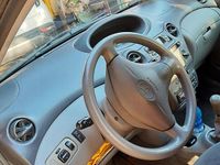 Usata Toyota Yaris 2002 Nero Berlina