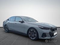 Nuevo BMW i5 M Sport 250 kW (340 CV) 2025 Gris Berlina
