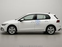 Usata VW Golf VIII Life 150 CV (110 kW) 2022 Bianco Utilitaria