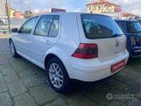 Usata VW Golf IV Highline 100 CV (73 kW) 2000 Bianco Berlina
