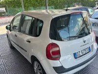 Usata Renault Modus Dynamique 75 CV (55 kW) 2010 Bianco Monovolume