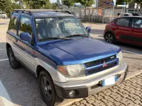 Usata Mitsubishi Pajero 120 CV (88 kW) 2001 Blu/azzurro SUV