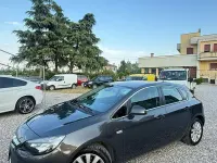 Usata Opel Astra 110 CV (80 kW) 2014 Grigio Berlina
