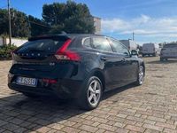 Usata Volvo V40 Business Edition 120 CV (88 kW) 2018 Nero Berlina