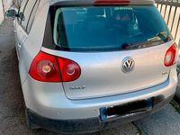 Usata VW Golf V 2006 Grigio Utilitaria