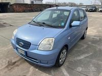 Usata Kia Picanto 65 CV (47 kW) 2007 Azzurro Utilitaria