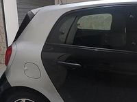 Usata Smart ForFour 64 CV (47 kW) 2016 Nero Utilitaria