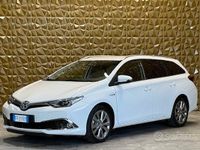 Usata Toyota Auris Touring Sports Lounge 99 CV (72 kW) 2016 Bianco Station wagon