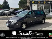 Usata Lancia Phedra 128 CV (94 kW) 2003 Grigio Monovolume