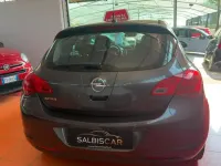 Usata Opel Astra Cosmo 100 CV (73 kW) 2010 Grigio Berlina