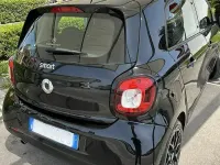 Usata Smart ForFour 71 CV (52 kW) 2015 Nero Utilitaria
