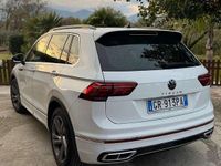 Usata VW Tiguan R-line 150 CV (110 kW) 2023 Bianco SUV