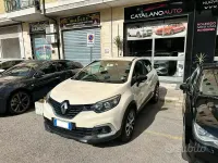 Usata Renault Captur Zen 90 CV (66 kW) 2017 Bianco SUV