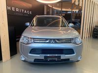 Usata Mitsubishi Outlander Intense 150 CV (110 kW) 2014 Argento SUV