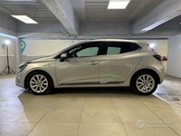 Usata Renault Clio V Intens 101 CV (74 kW) 2021 Grigio Berlina