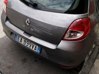 Usata Renault Clio II 105 CV (77 kW) 2010 Grigio Berlina