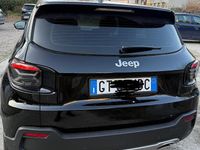 Usata Jeep Avenger Altitude 101 CV (74 kW) 2024 Nero SUV