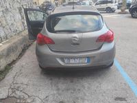 Usata Opel Astra 100 CV (73 kW) 2010 Grigio Berlina