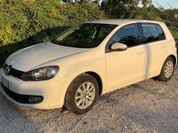 Usata VW Golf VI 105 CV (77 kW) 2011 Bianco Utilitaria