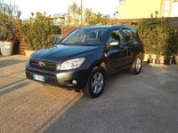 usata Toyota RAV4 RAV 42.2 D-4D 136 CV GANCIO TRAINO