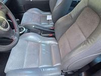 Usata Audi TT 179 CV (131 kW) 2002 Argento Coupé