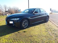 Usata Alfa Romeo Giulia 180 CV (132 kW) 2016 Nero Berlina