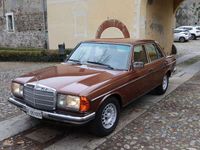 Usata Mercedes 280 109 CV (80 kW) 1976 Marrone Berlina