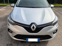 Usata Renault Clio V 91 CV (66 kW) 2022 Grigio Berlina