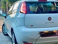 Usata Fiat Punto 85 CV (62 kW) 2012 Bianco Utilitaria