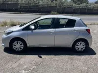 Usata Toyota Yaris Active 69 CV (50 kW) 2014 Argento Utilitaria
