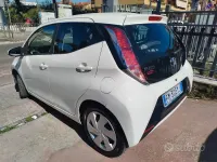Brugt Toyota Aygo 69 HK (50 kW) 2018 Hvid Hatchback
