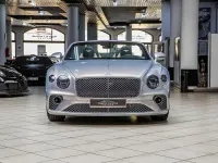 Usata Bentley Continental GT Convertible Mulliner 635 CV (467 kW) 2020 Extreme silver Cabrio
