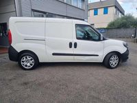 Usata Fiat Doblò Easy 120 CV (88 kW) 2018 Bianco Monovolume