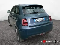 Usata Fiat 500e Icon 86 kW (118 CV) 2023 Blu/azzurro Berlina
