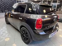 Usata Mini Park Lane Countryman 111 CV (81 kW) 2016 Nero SUV