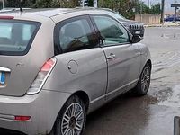 Usata Lancia Ypsilon 90 CV (66 kW) 2008 Beige Utilitaria