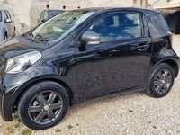 Usata Toyota iQ Sol 67 CV (49 kW) 2009 Nero Utilitaria