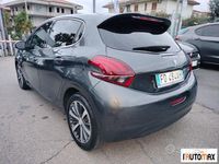 Usata Peugeot 208 Allure 101 CV (74 kW) 2016 Grigio Utilitaria