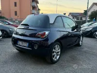 Usata Opel Adam 69 CV (50 kW) 2015 Bluazzurro Utilitaria