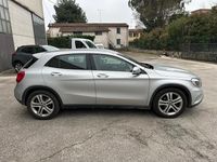 Usata Mercedes GLA200 Premium 136 CV (100 kW) 2014 Argento SUV