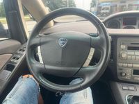 Usata Lancia Musa 77 CV (56 kW) 2009 Monovolume