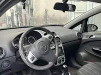 Usata Opel Corsa Swing 65 CV (47 kW) 2009 Utilitaria