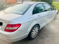 Usata Mercedes C220 Elegance 170 CV (125 kW) 2007 Argento Berlina