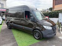 Usata Mercedes Sprinter 114 CV (83 kW) 2021 Marrone Furgone