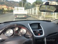 Usata Peugeot 207 70 CV (51 kW) 2011 Marrone Berlina