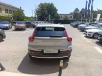 Usata Volvo XC40 Core 211 CV (155 kW) 2023 Grigio chiaro SUV