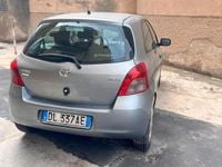 Usata Toyota Yaris 2005 Grigio Berlina