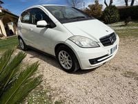 Usata Mercedes A180 Avantgarde 108 CV (79 kW) 2011 Bianco Berlina